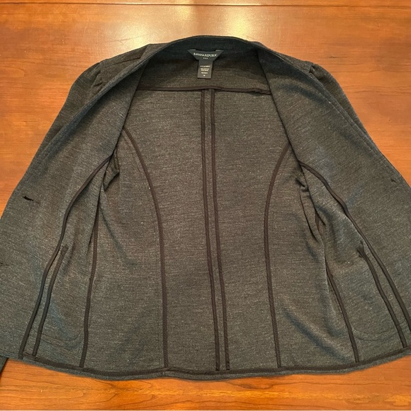 Banana Republic Charcoal Gray 2 Button Wool Blend Knit Blazer M - Picture 11 of 11